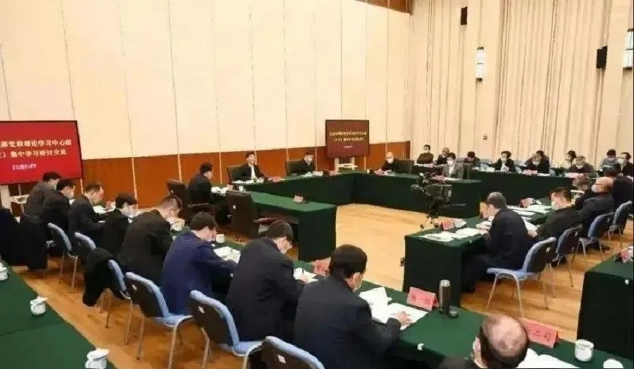 生態(tài)環(huán)境部明確“十四五”生態(tài)環(huán)保規(guī)劃五大著力點(diǎn)，將以碳排放達(dá)峰倒逼能源結(jié)構(gòu)綠色低碳轉(zhuǎn)型綠色環(huán)保等產(chǎn)業(yè)發(fā)展